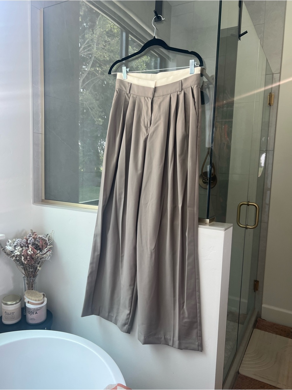 Suit set in Taupe medium